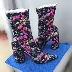 Steve Madden Lombard Slip On Bootie Shoes 6.5